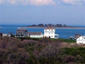 The Island Home Inn New Shoreham Экстерьер фото